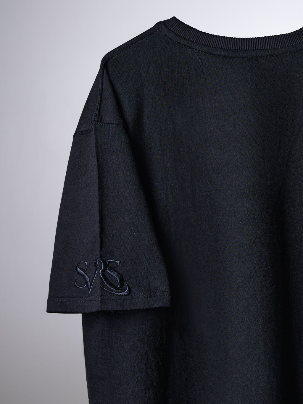 UNISEX BLACK OVERSIZED T-SHIRTS