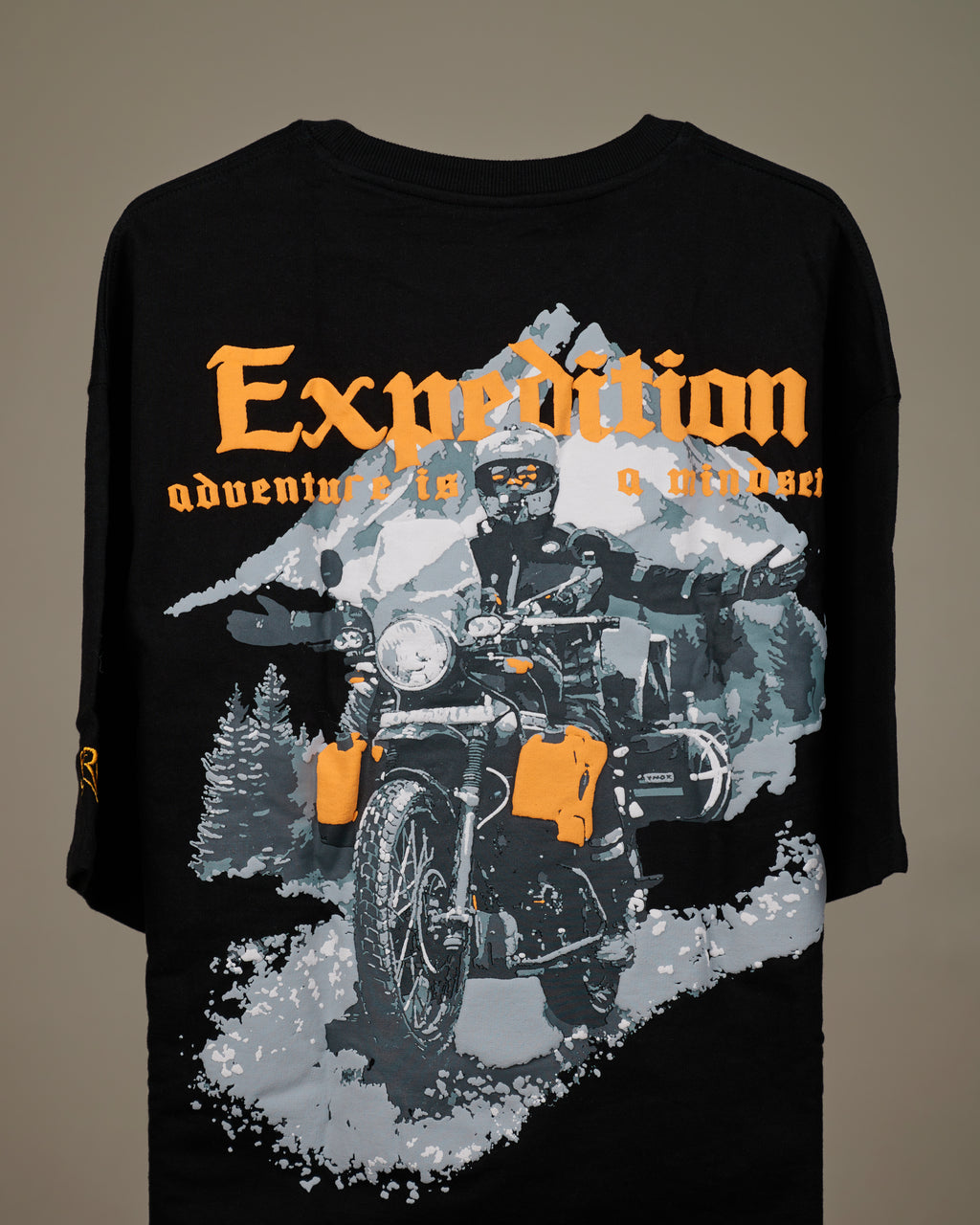 ADVENTURE BIKE OVERSIZED T-SHIRT